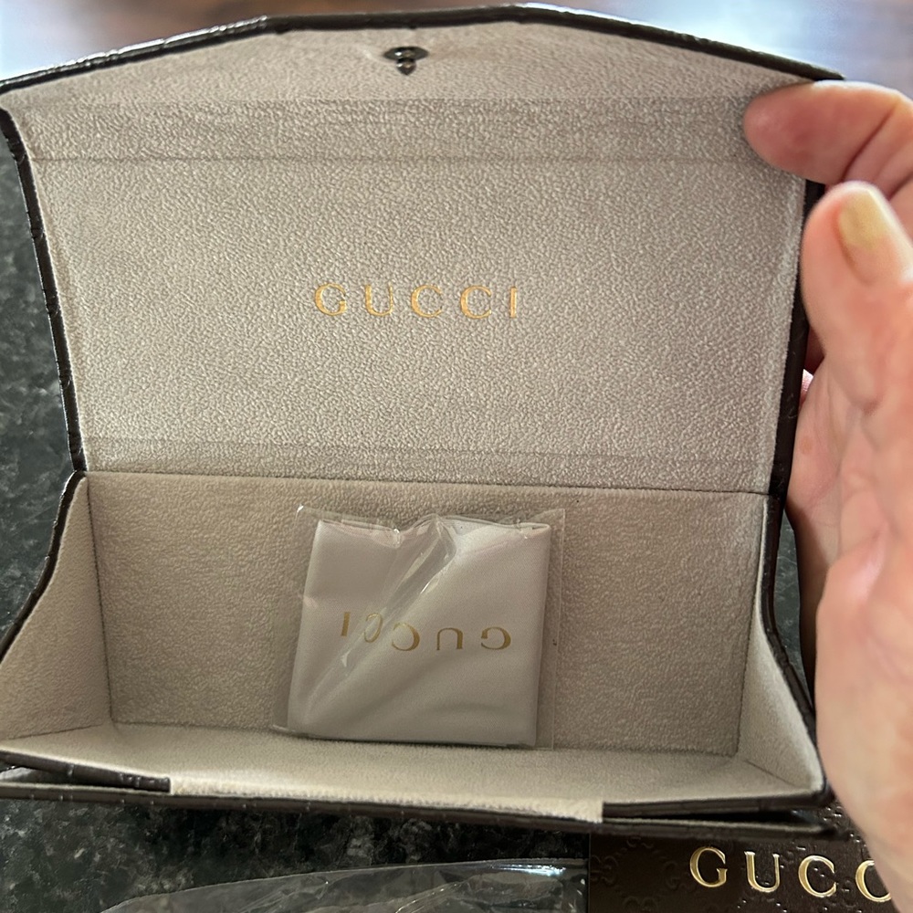 Gucci prescription eye frames - Picture 5 of 7